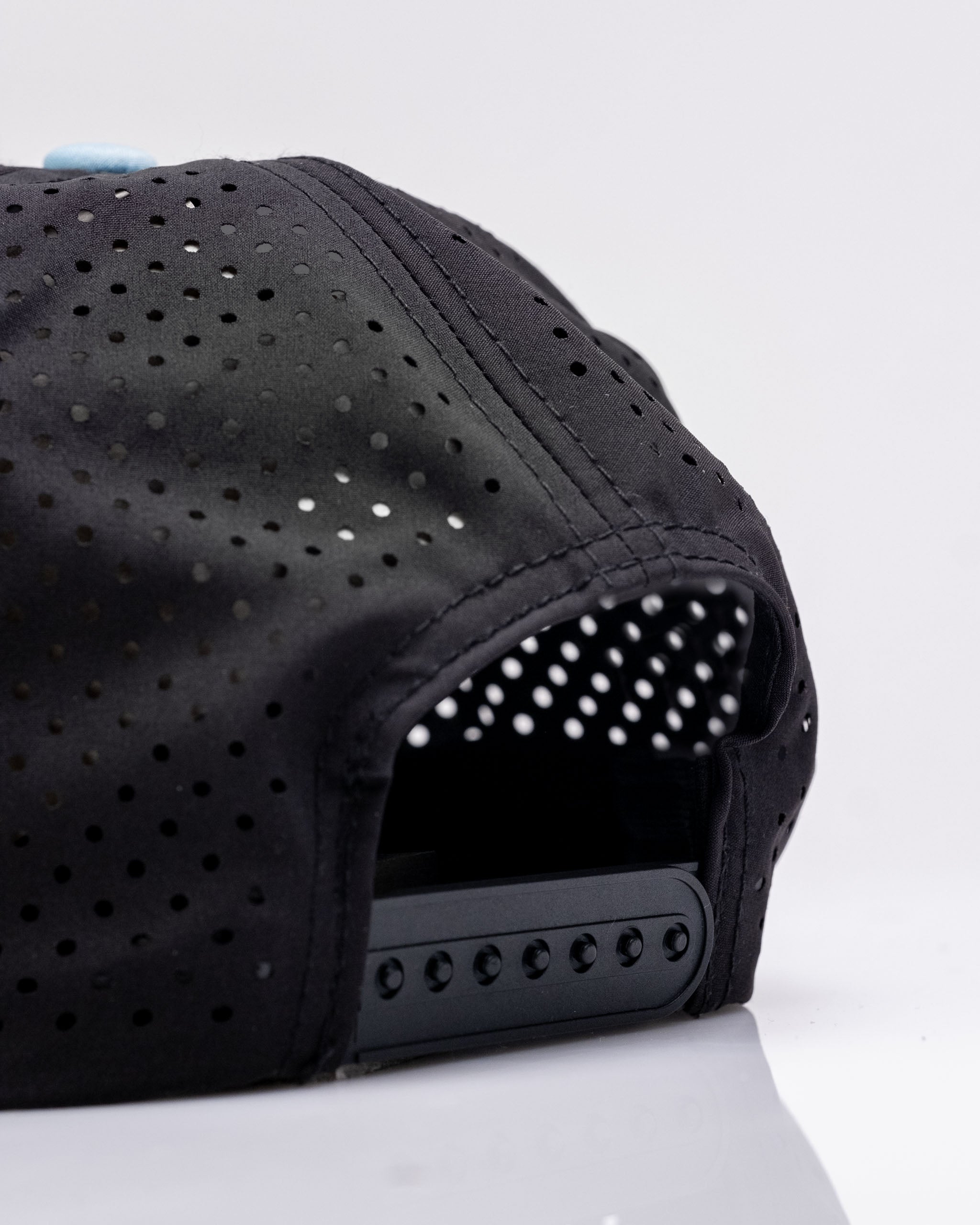 Cactus Black - Perforated Rope Hat